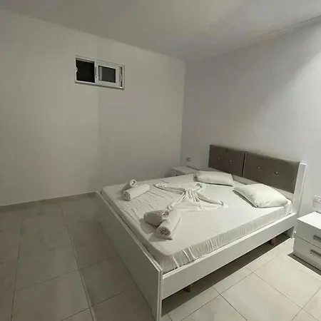 Apartment Dauti *